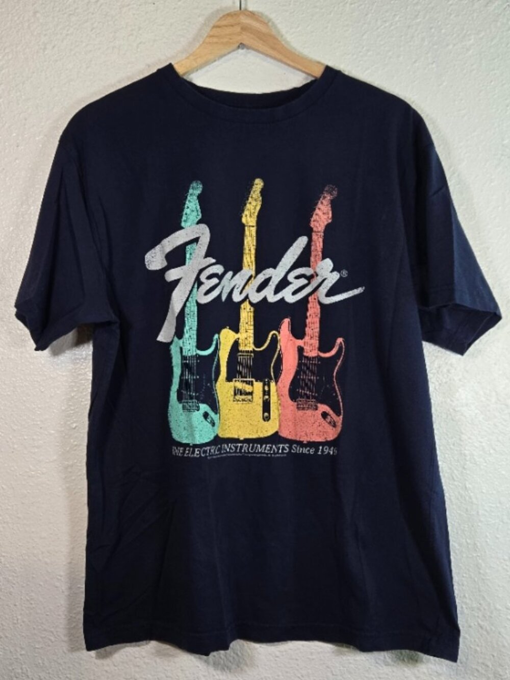 Fender Fine Electric instruments Since 1946 Tee